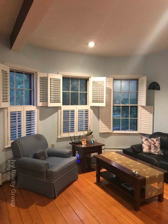320 Amory - Photo 1