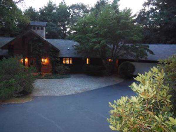 12 Arrowhead Dr - Photo 1