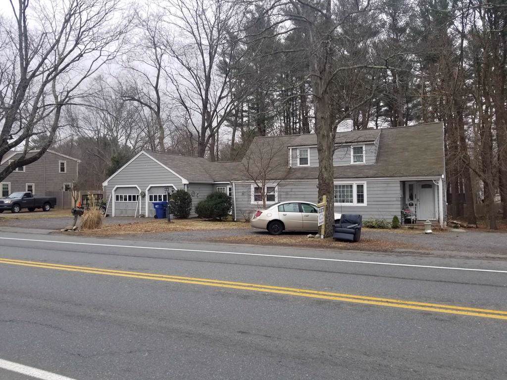 530 Pleasant Street - Photo 1