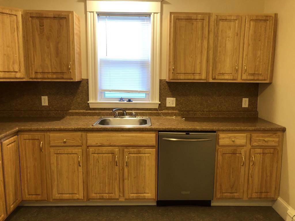 200 Fuller St - Photo 1