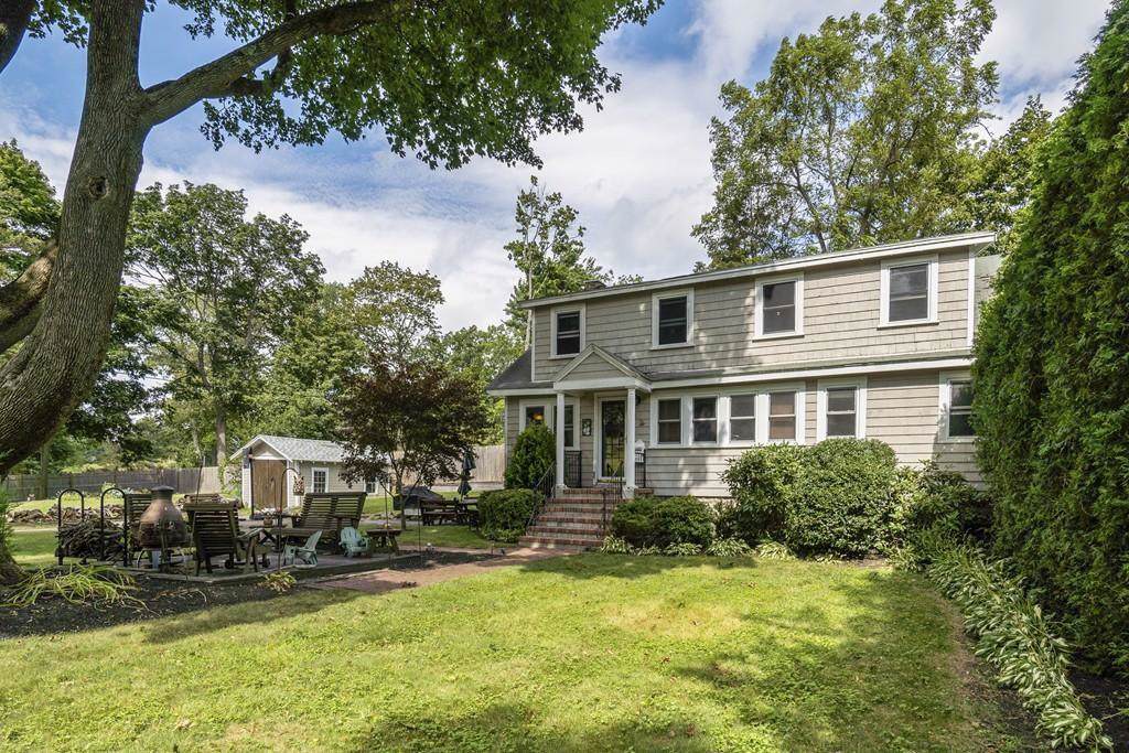 16 Surry Road - Photo 1