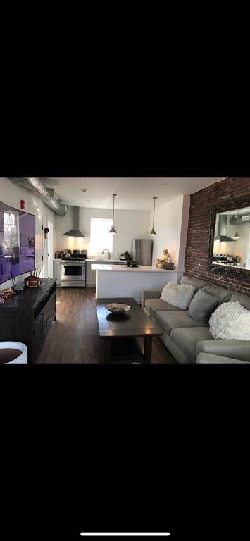 105 Broadway - Photo 1