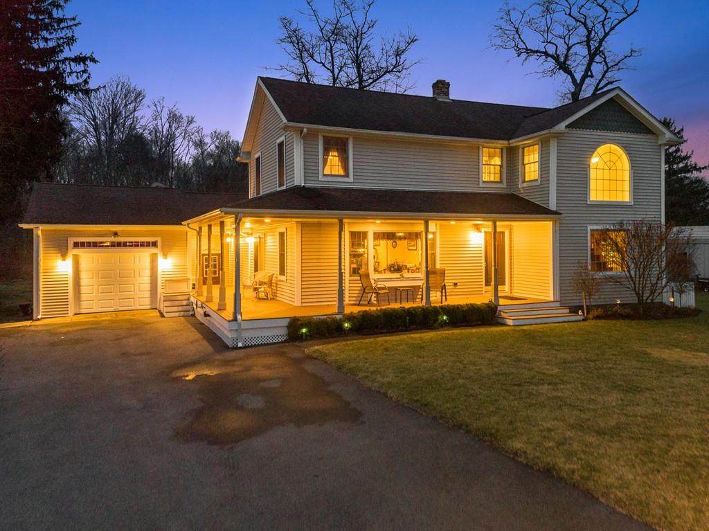 145 Davis St - Photo 1