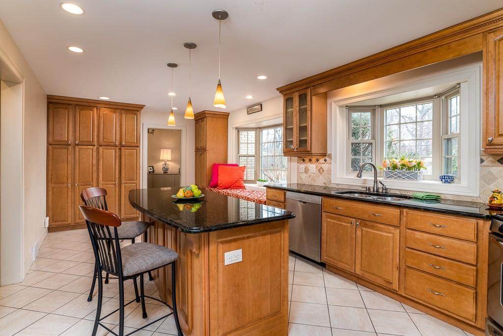97 Lynnwood Drive - Photo 1
