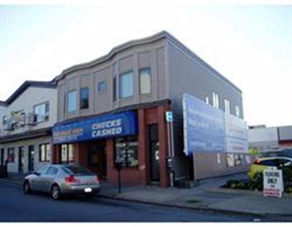 1429 S Main St - Photo 1