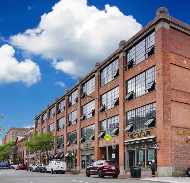 144 Charles Street, Unit 2-13 - Photo 1