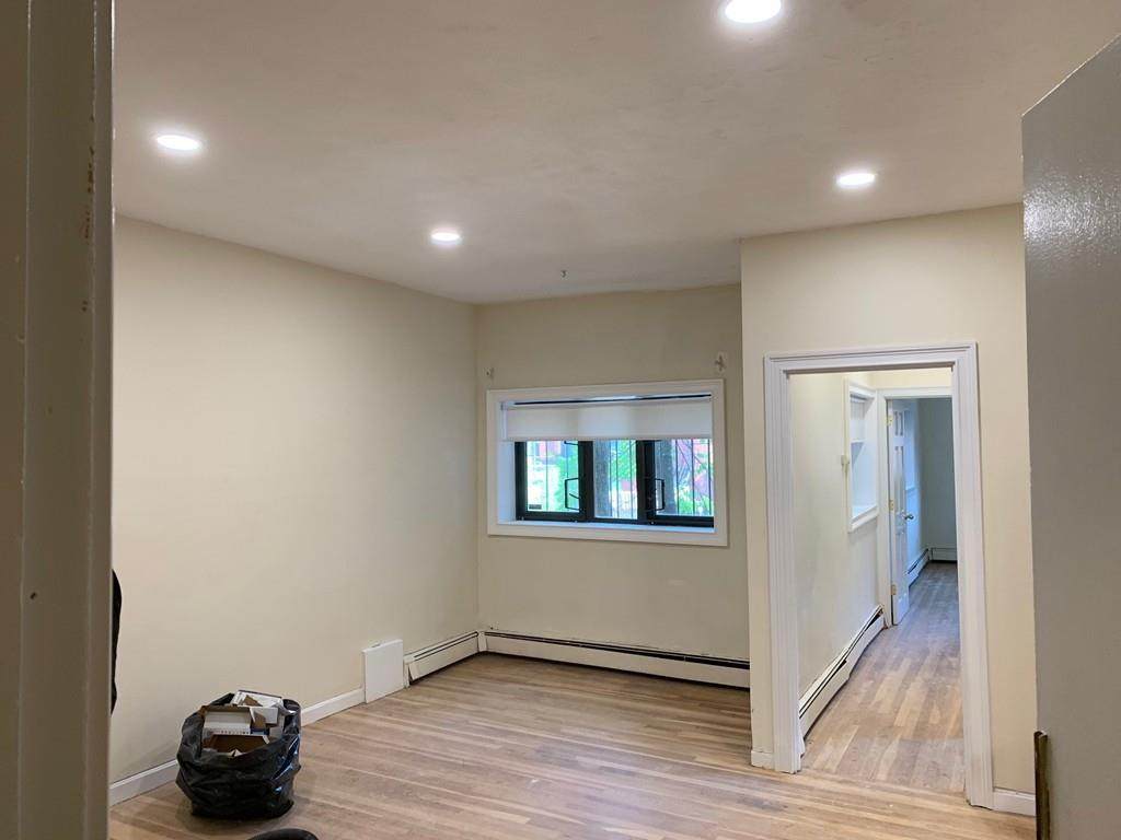 513 Beacon - Photo 1