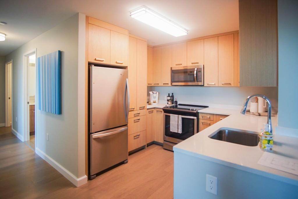 101 Beverly Street - Photo 1