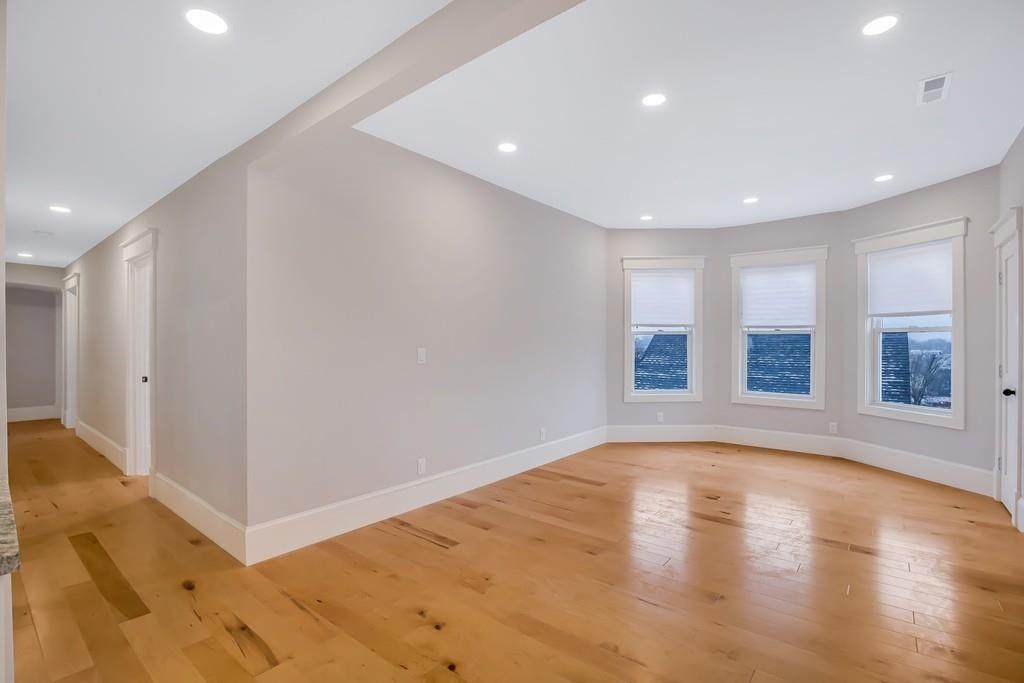 9 Woodward Park St - Photo 1