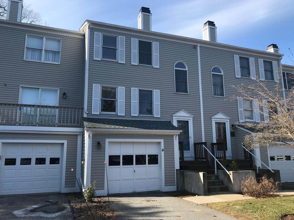 527 High Meadow Ct - Photo 1