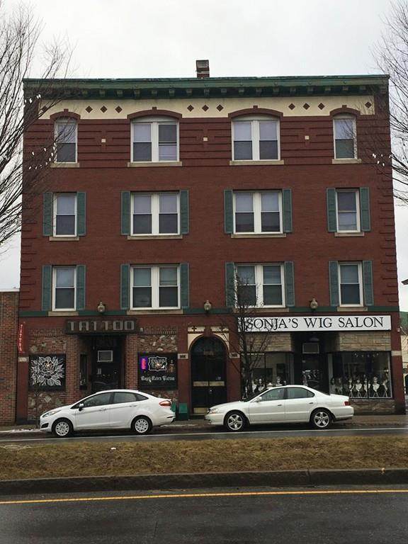 165 Shrewsbury St - Photo 1