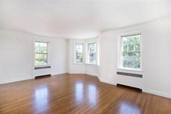 92 Beacon - Photo 1