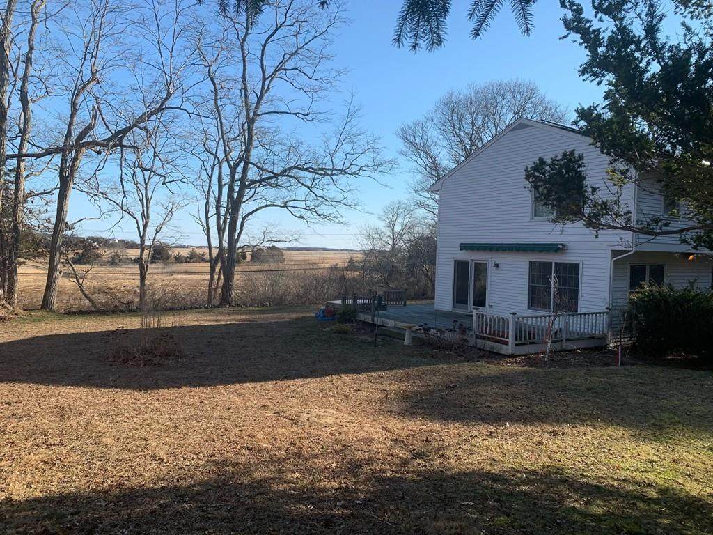 85 Main St - Photo 1