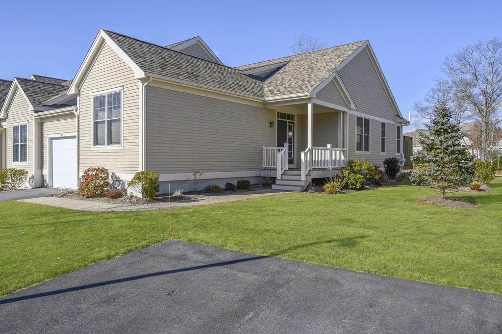 43 Grey Hawk Dr - Photo 1