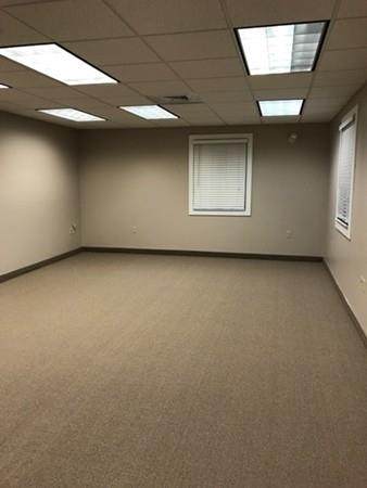 298 Boston Turnpike - Photo 1