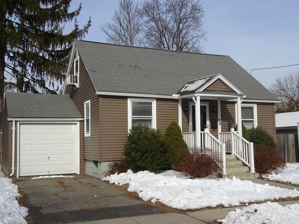 32 Angeline Street - Photo 1