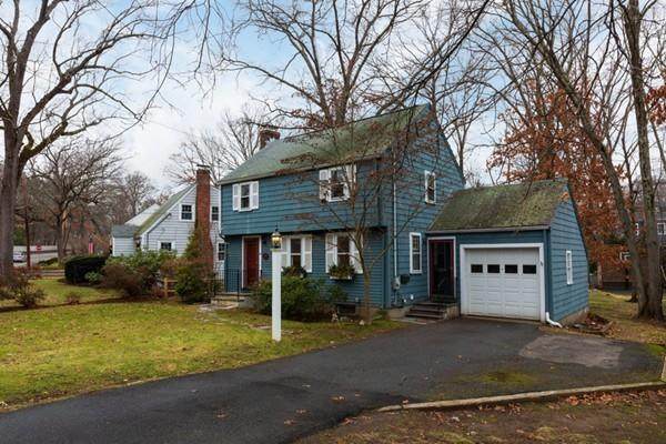 30 Hunnewell St - Photo 1