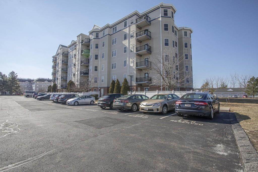 10 Seaport Dr - Photo 1
