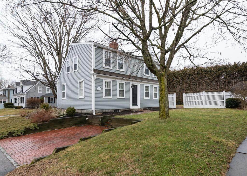 18 Pond St - Photo 1