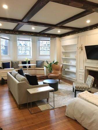 325 Commonwealth Avenue - Photo 1