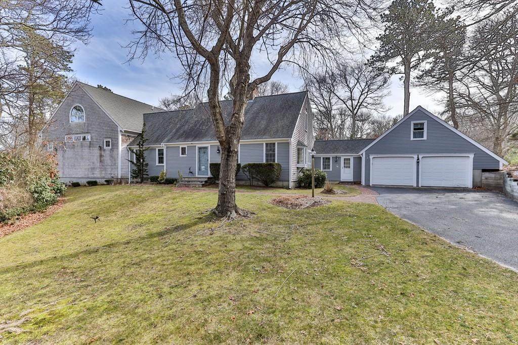 16 Kettlehole Rd - Photo 1