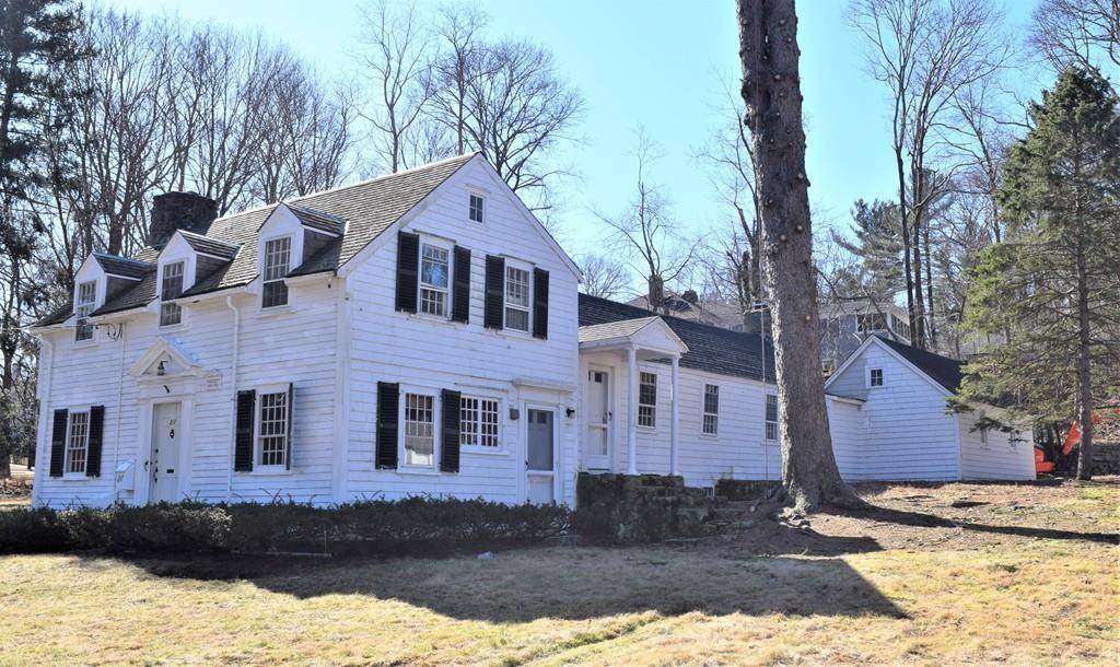217 Main St - Photo 1