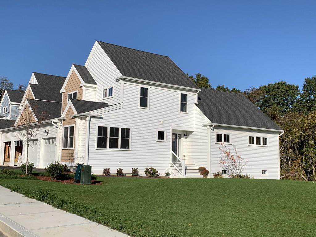 91 Newfield Street - Photo 1
