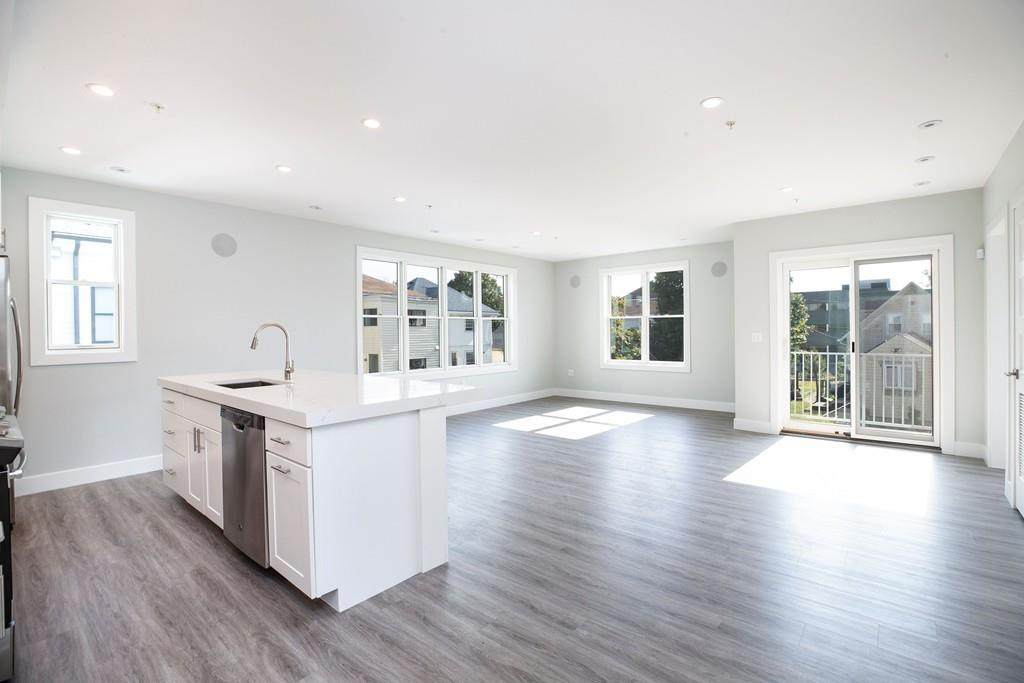 151 Hancock Street - Photo 1