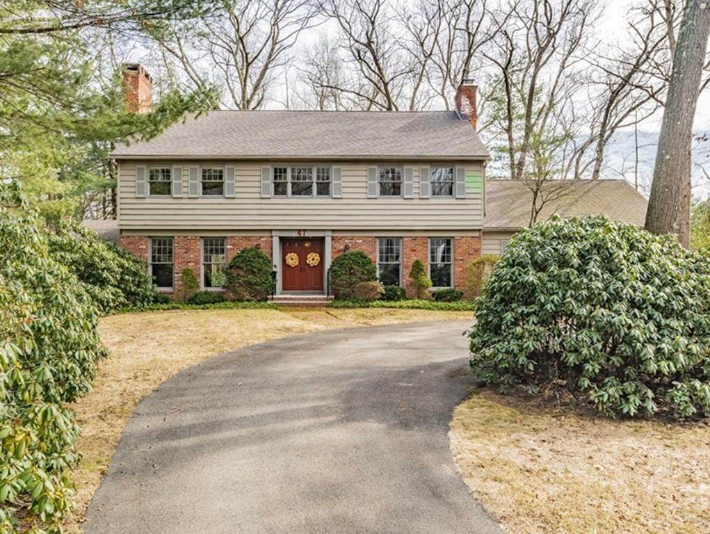 47 Churchill Dr - Photo 1