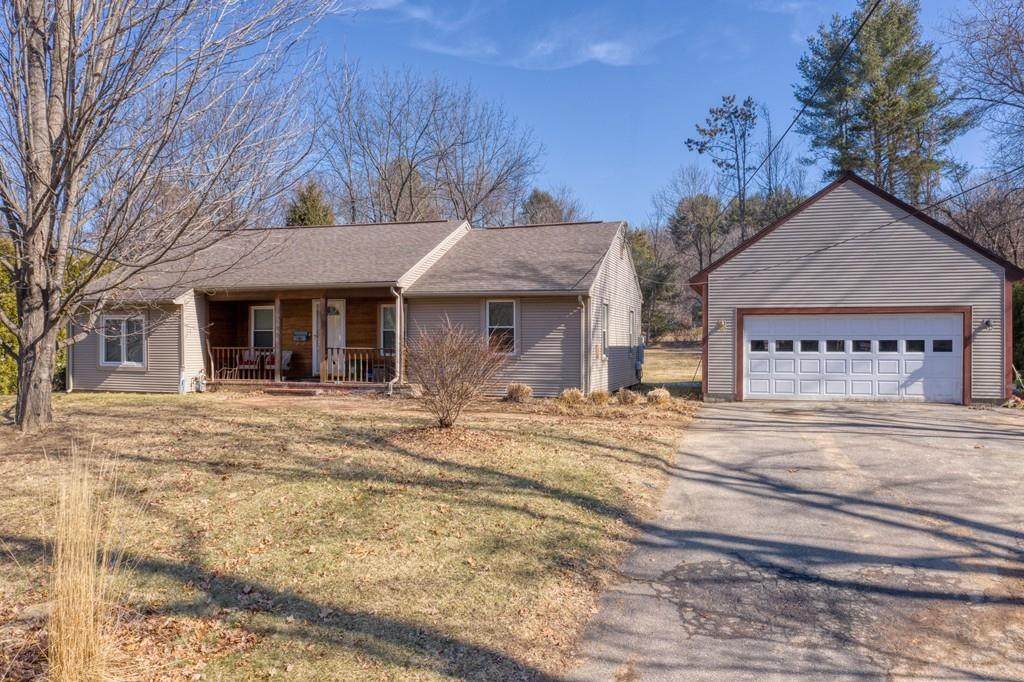 113 Woodbridge Street - Photo 1
