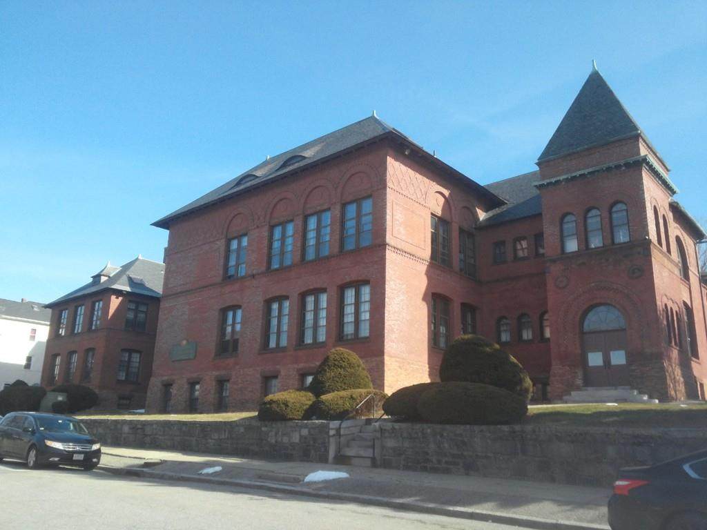 31 Elizabeth Street - Photo 1