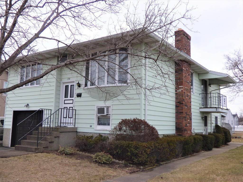 124 Cedar St - Photo 1