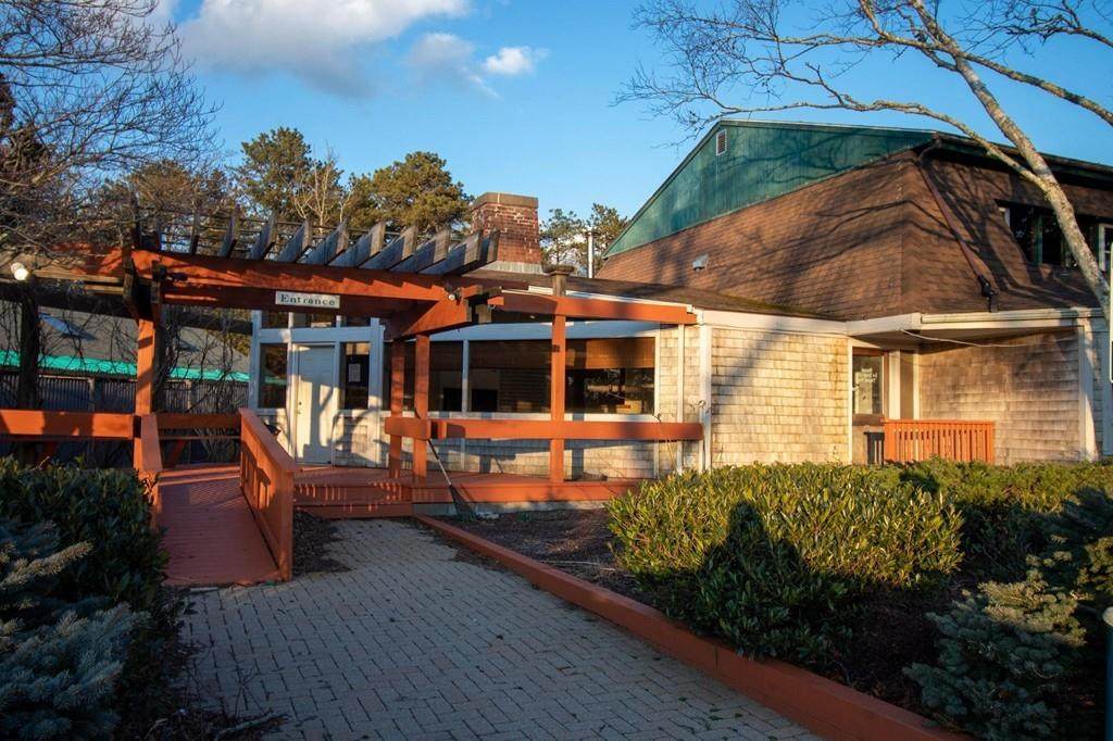 188 Nathan Ellis Hwy - Photo 1