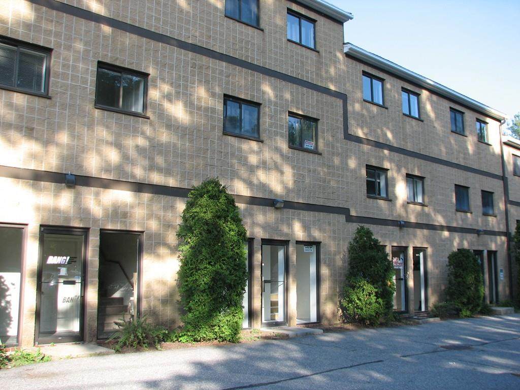 70 Wilbur Street - Photo 1