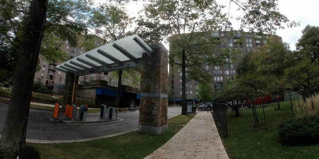 55 Pond Ave - Photo 1
