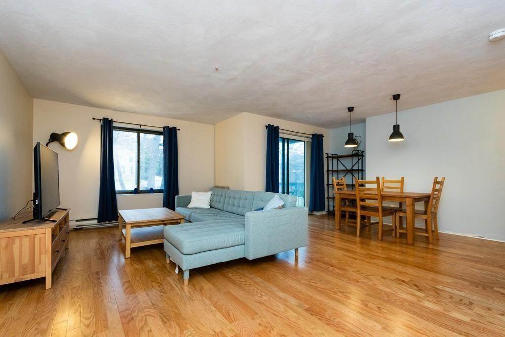 6 Old Stone Way - Photo 1