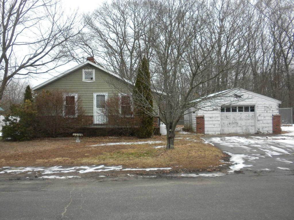 40 Camp Street - Photo 1