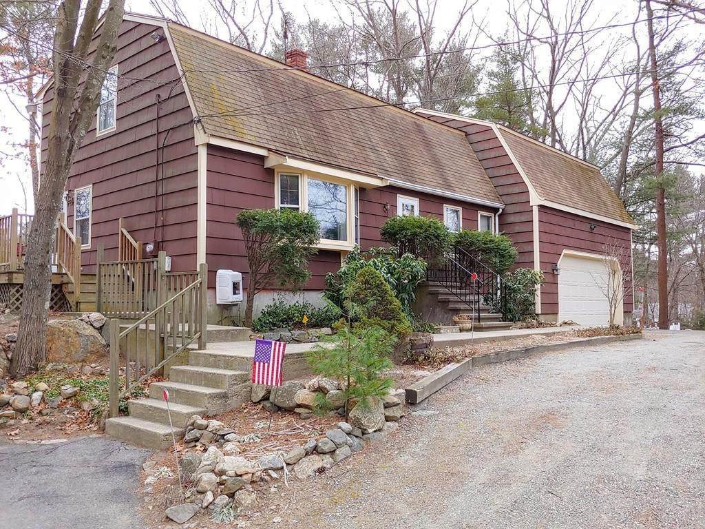 212 Burlington Ave - Photo 1