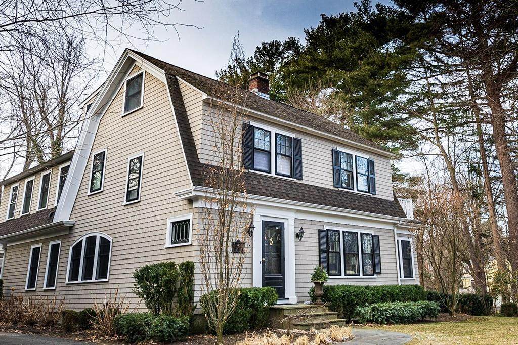 55 Cottage St - Photo 1