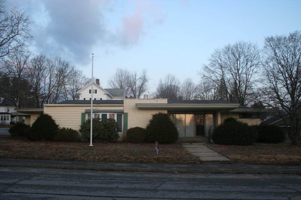 70 Pleasant Street - Photo 1