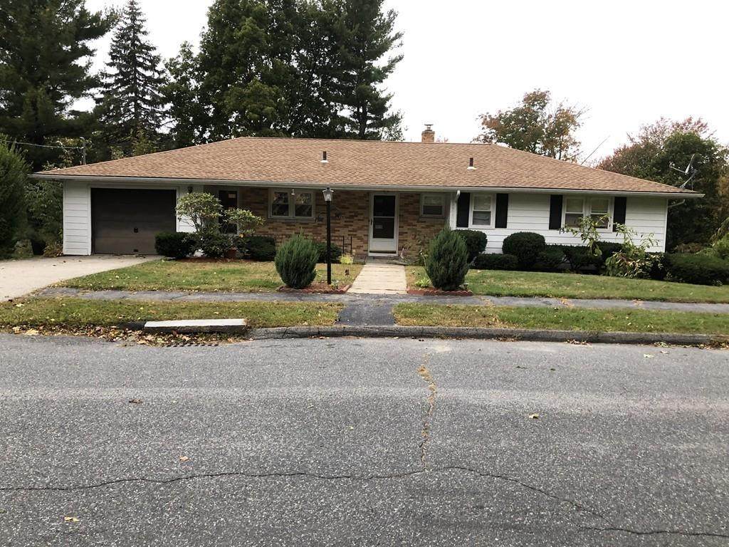 41 Hilltop Cir - Photo 1