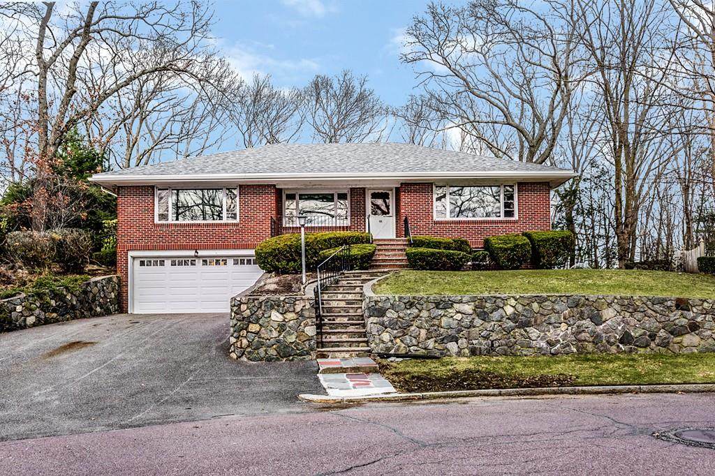 160 North Woodcrest Drive - Photo 1
