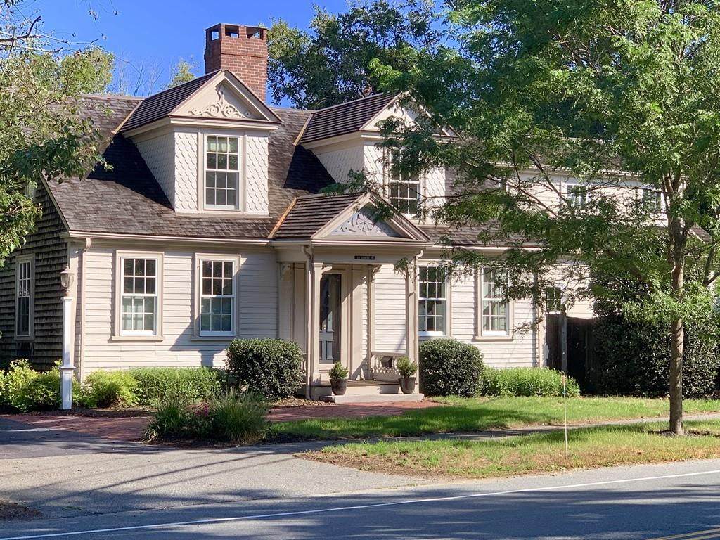 20 Leavitt St - Photo 1