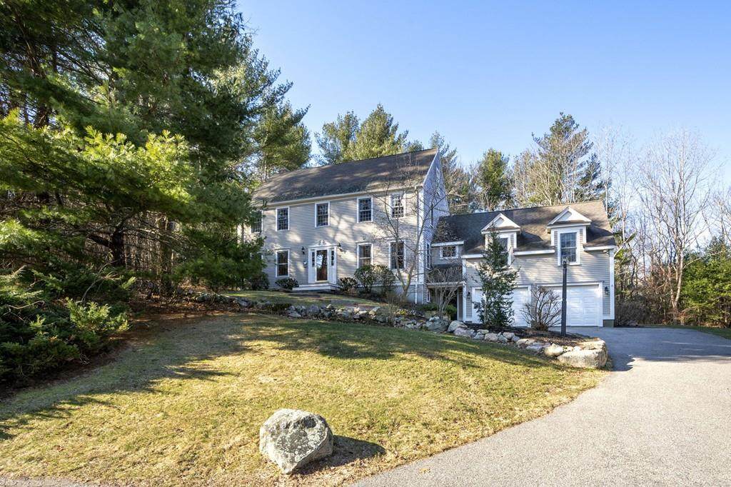 10 Highland Crossing - Photo 1
