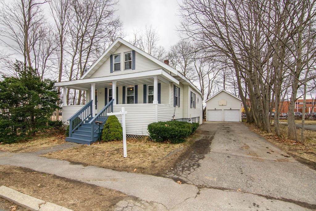 353 Groveland St - Photo 1