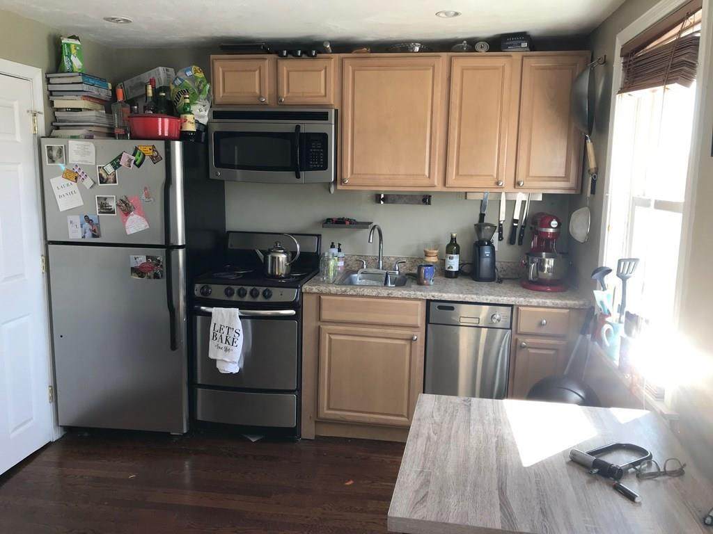 735 Somerville Ave - Photo 1