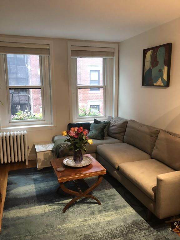 19 Revere St - Photo 1
