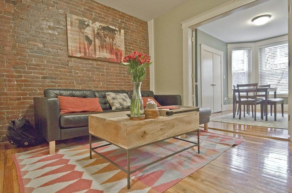 237 Boston St - Photo 1