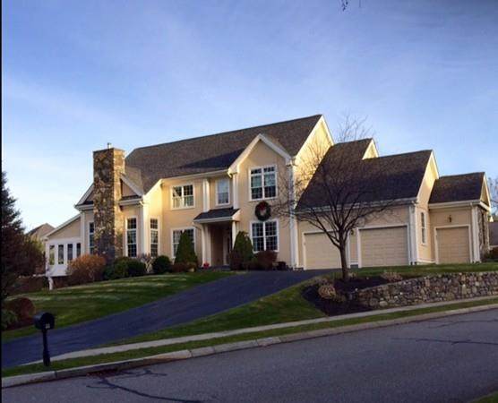 33 Clubhouse Way - Photo 1