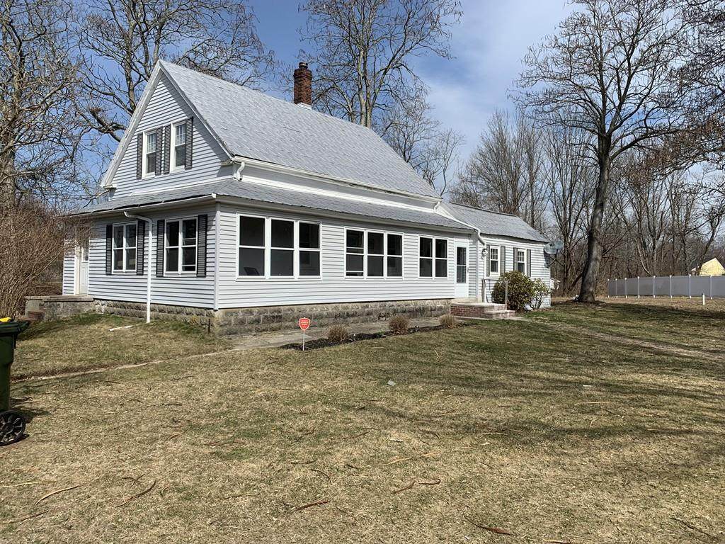 106 Prospect St - Photo 1
